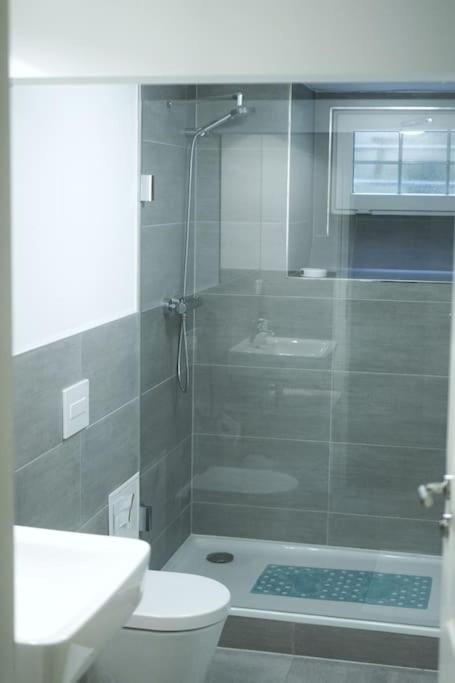 Central, Cozy & Beautiful Designed 2-Rooms Apt. Near River Berlín Exterior foto