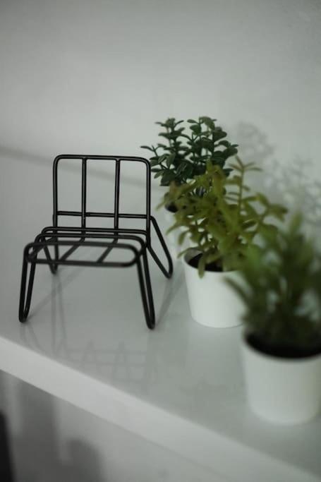 Central, Cozy & Beautiful Designed 2-Rooms Apt. Near River Berlín Exterior foto